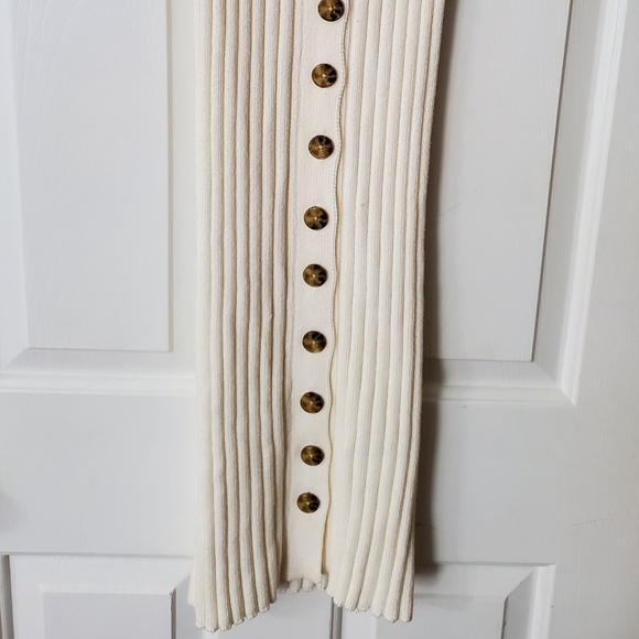 Forever21 Ribbed Knit Midi Dress - Picture 5 of 8